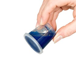 Pot en plastique 30 ml avec couvercle hermétique