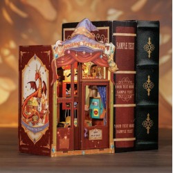 Kit maquette Book Nook en bois - Le magasin de jouets merveilleux